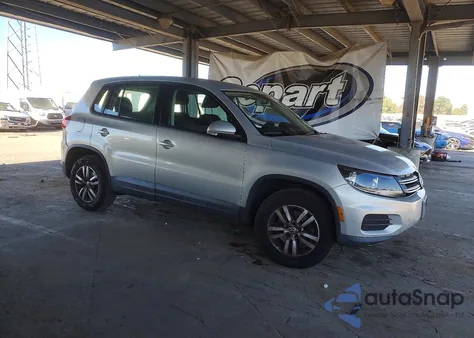2012 Volkswagen Tiguan S z USA, uszkodzony, nr VIN WVGAV7AX0CW595617